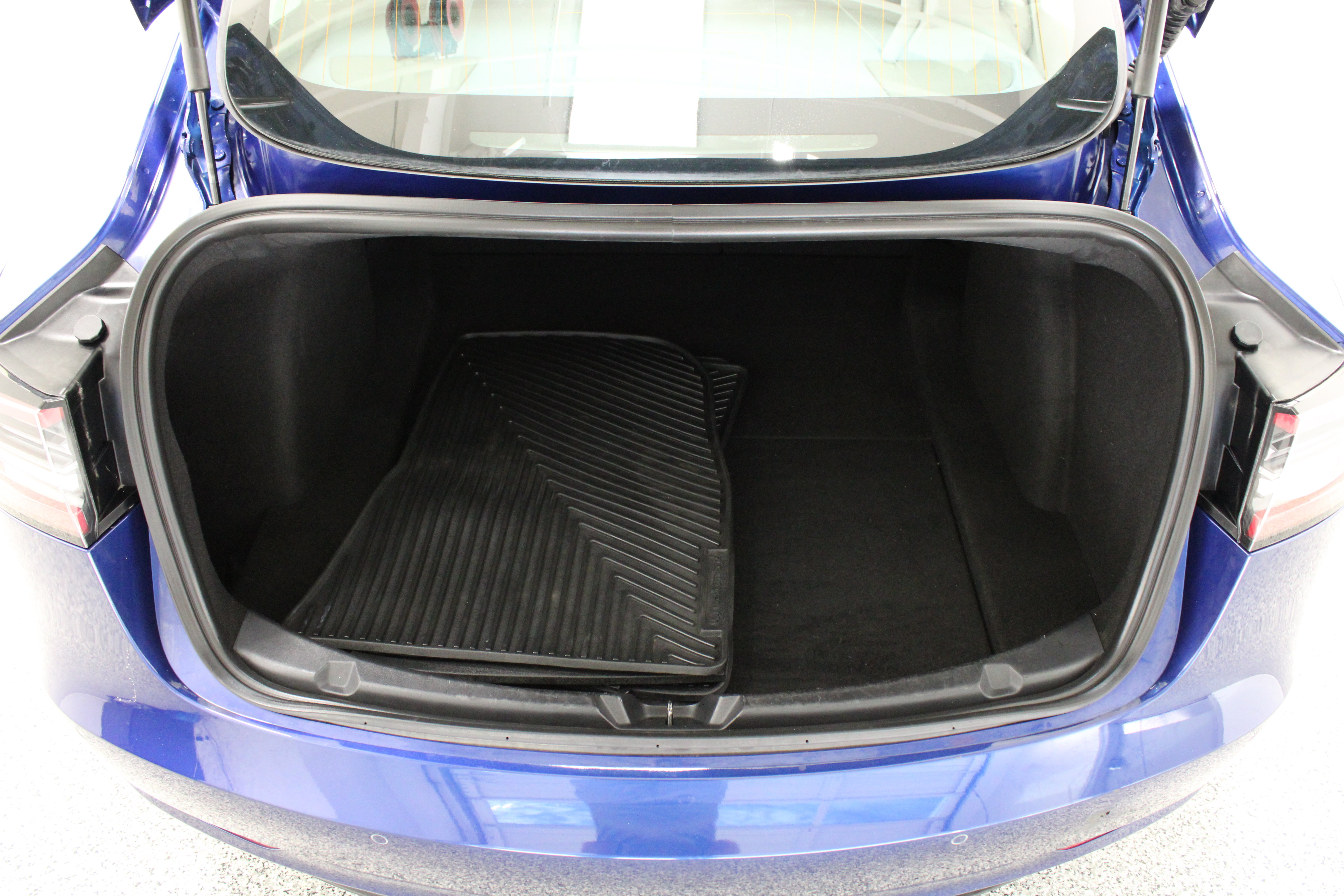 Used 2020 Tesla Model 3 Long Range AWD/4WD image 30
