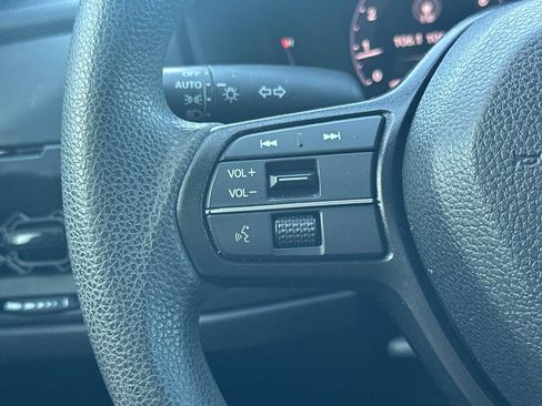 Used 2025 Honda Accord LX image 33