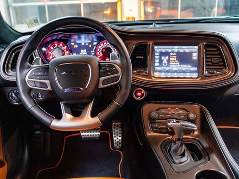 Used 2022 Dodge Challenger SRT Hellcat image 8