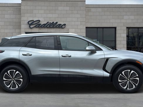 Used 2026 Chevrolet Blazer EV LT AWD/4WD image 2
