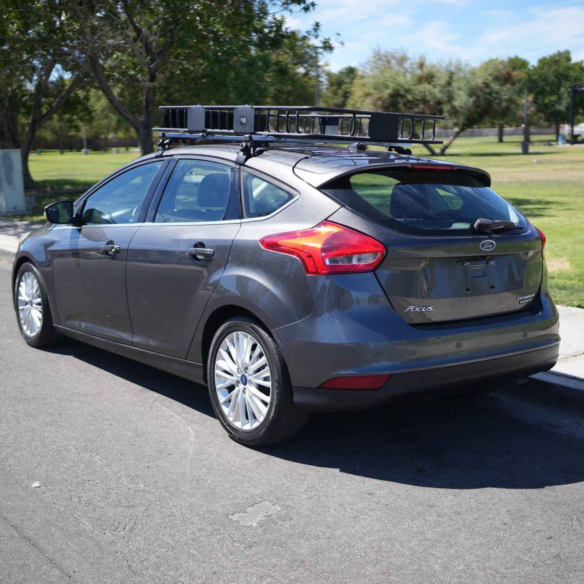 Used 2015 Ford Focus Titanium FWD image 6