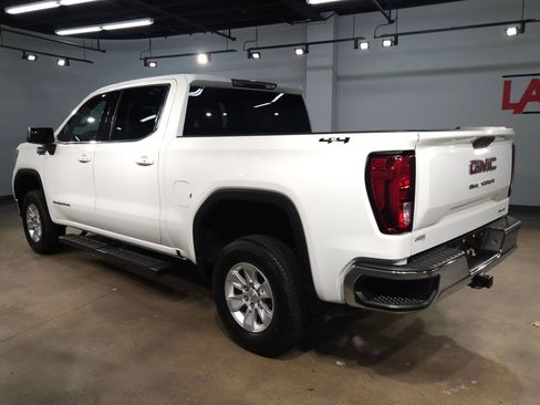 Used 2019 GMC Sierra 1500 SLE w/ SLE Value Package image 5