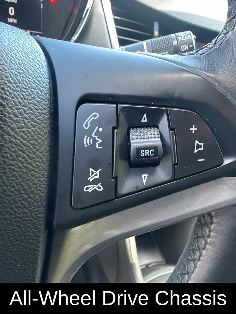 Used 2018 Chevrolet Trax LT w/ Redline Edition AWD/4WD image 19
