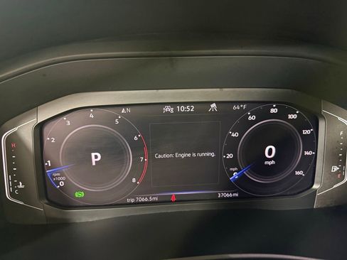 Used 2023 Volkswagen Atlas SE AWD/4WD image 13