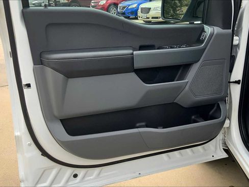 Used 2023 Ford F150 XLT image 17