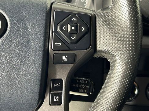Used 2020 Toyota Tacoma TRD Sport w/ TRD Premium Sport Package AWD/4WD image 26