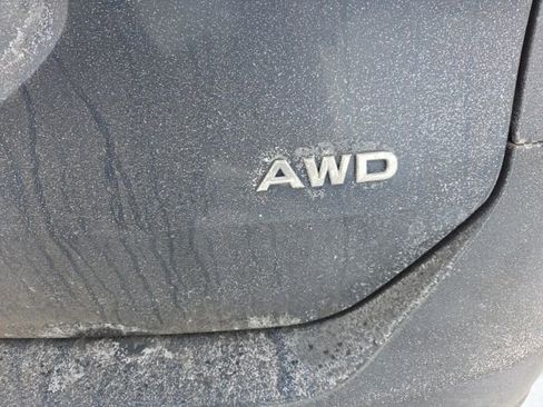 Used 2015 Nissan Rogue S image 5