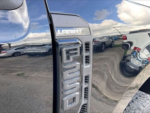 Used 2024 Ford F250 Lariat w/ Lariat Ultimate Package AWD/4WD image 21