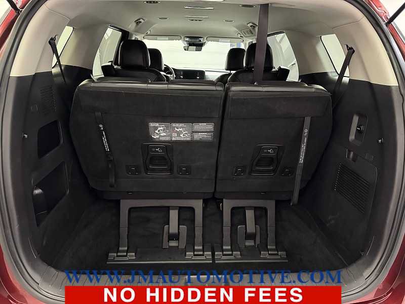 Used 2024 Kia Carnival LX FWD image 17