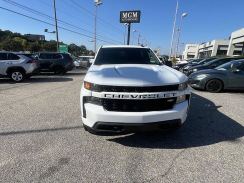 Used 2022 Chevrolet Silverado 1500 Custom w/ Safety Confidence Package RWD image 5