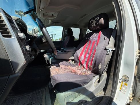 Used 2014 Chevrolet Silverado 1500 LT w/ LT Convenience Package AWD/4WD image 7
