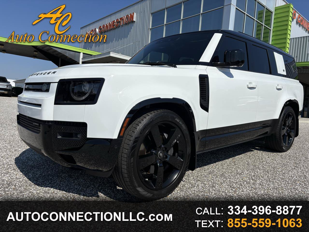 Used 2023 Land Rover Defender 130 X-Dynamic SE AWD/4WD image 1