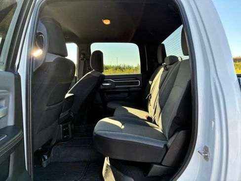 Used 2023 RAM 2500 Big Horn w/ Level 1 Equipment Group AWD/4WD image 10