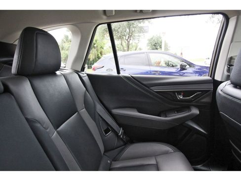 Certified 2025 Subaru Outback Onyx Edition AWD/4WD image 12