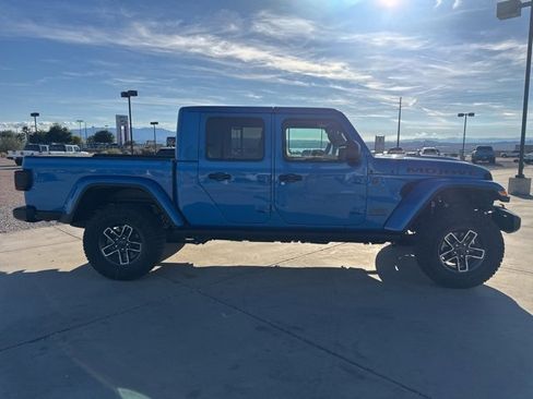 New 2026 Jeep Gladiator Mojave image 5