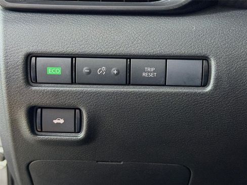 Certified 2024 Nissan Sentra S FWD image 10