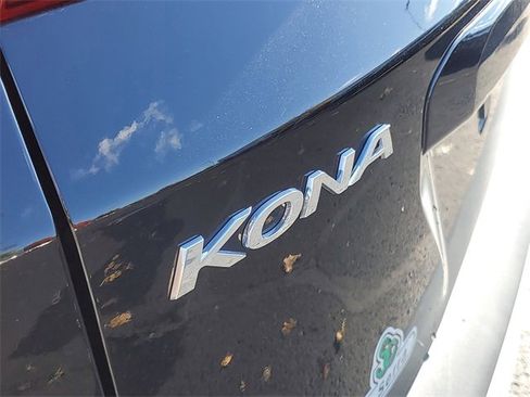 Used 2023 Hyundai Kona SEL image 6