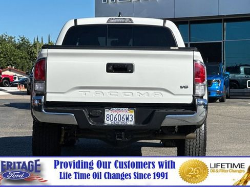 Used 2023 Toyota Tacoma 4x4 Double Cab image 5