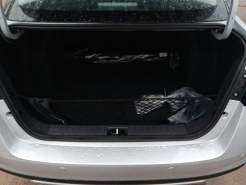 New 2025 Nissan Versa SR w/ Trunk Package image 29