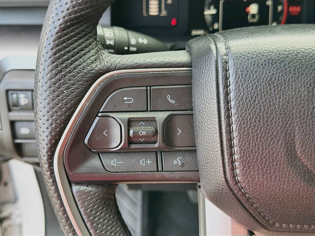 Used 2025 Toyota Tacoma SR5 RWD image 15