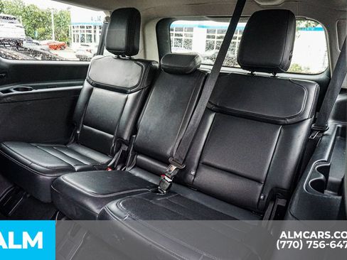 Used 2025 Ford Expedition Max Platinum AWD/4WD image 23
