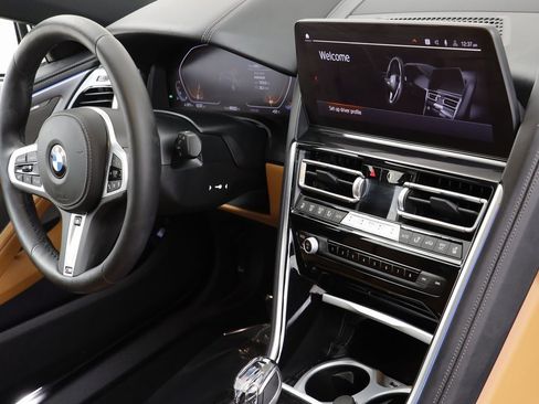Certified 2025 BMW 840i xDrive w/ M Sport Professional Package image 23