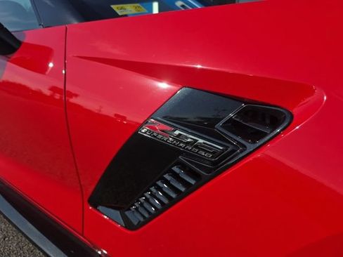 Used 2016 Chevrolet Corvette Z06 w/ 3LZ Preferred Equipment Group RWD image 15