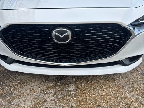 Used 2025 MAZDA MAZDA3 s image 11