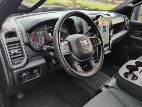 Used 2024 RAM 2500 Tradesman w/ Chrome Appearance Group image 2