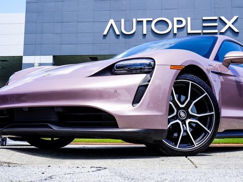 Used 2023 Porsche Taycan 4S w/ Premium Package image 2