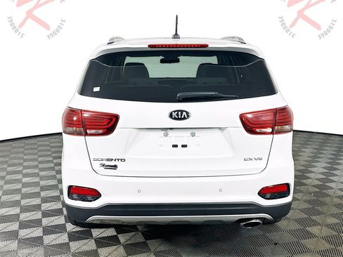 Used 2020 Kia Sorento EX image 6