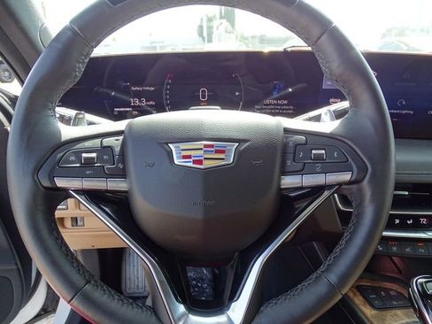 Used 2025 Cadillac CT5 Premium Luxury RWD image 21