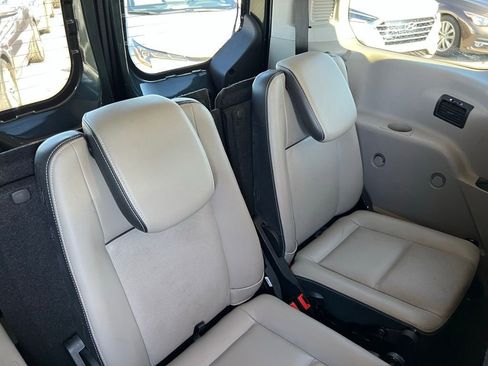 Used 2017 Ford Transit Connect XLT image 42