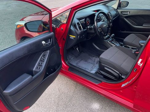 Used 2018 Kia Forte S image 13