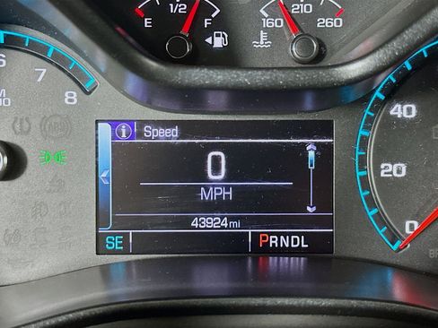 Used 2018 Chevrolet Colorado LT w/ LT Convenience Package RWD image 18