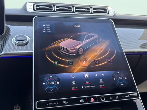 Used 2022 Mercedes-Benz S 500 4MATIC w/ AMG Line Package image 84