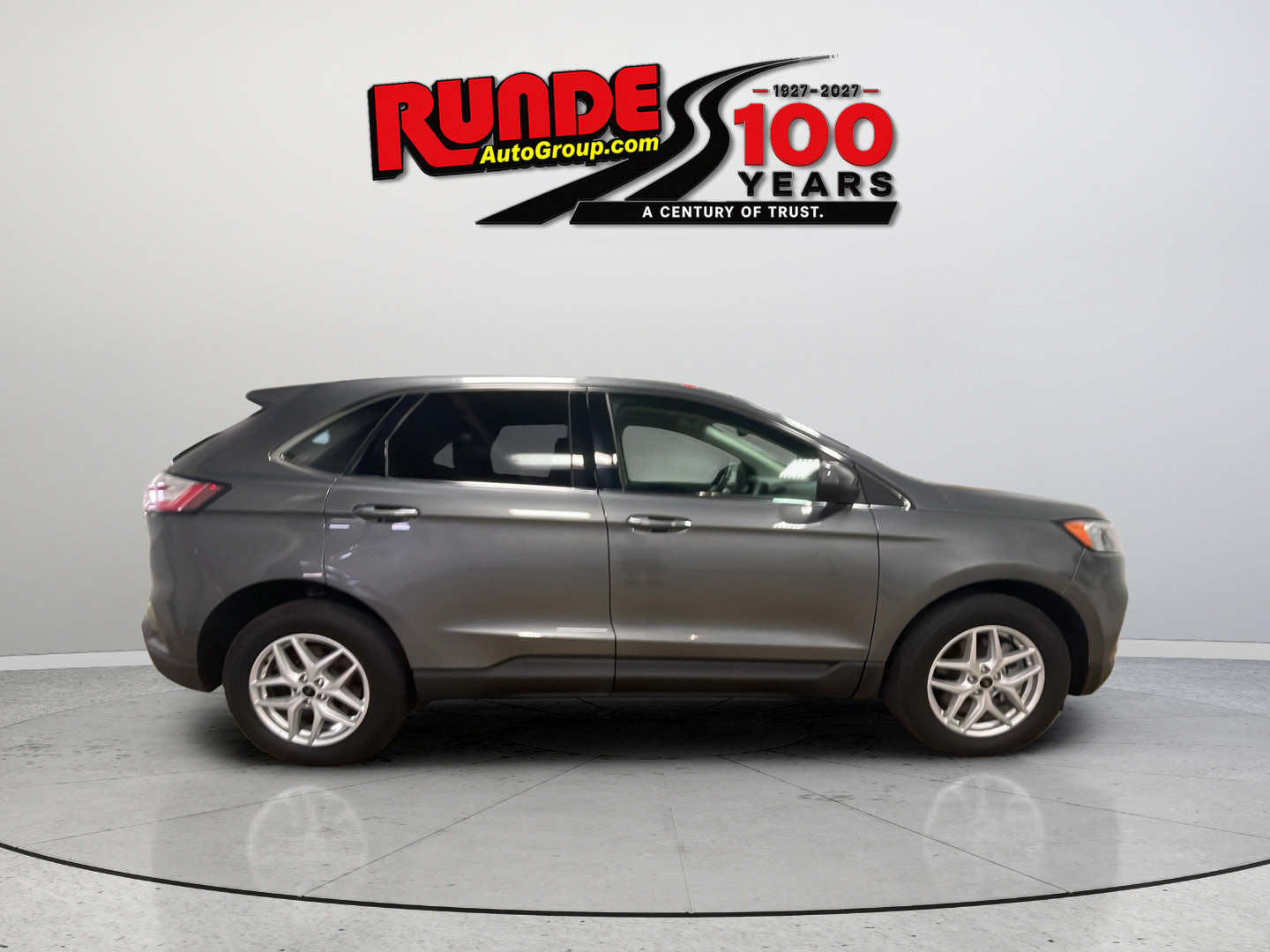 Used 2023 Ford Edge SEL AWD/4WD image 7
