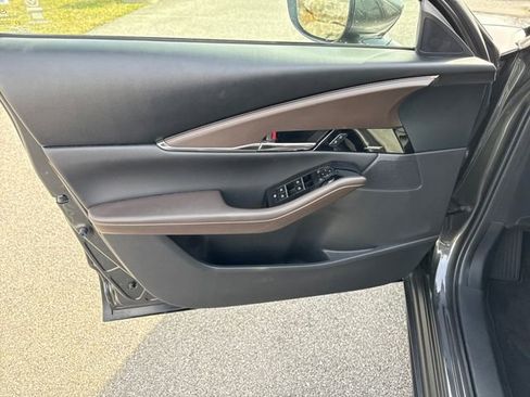 Used 2024 MAZDA CX-30 AWD 2.5 S w/ Premium Package image 19