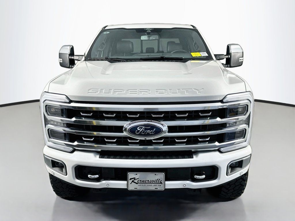 Used 2024 Ford F250 Platinum AWD/4WD image 2