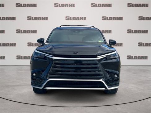 Used 2026 Lexus TX 500h AWD w/ Technology Package image 8