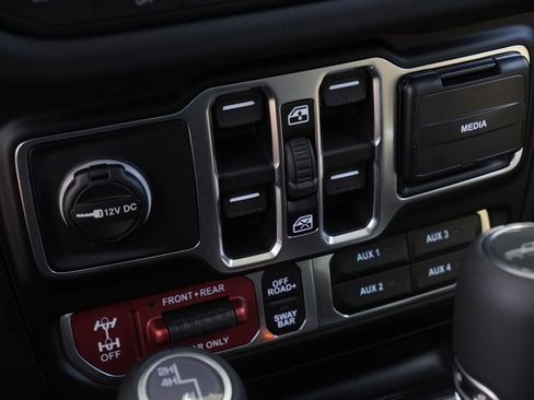 New 2026 Jeep Gladiator Rubicon w/ Steel Power Dome Hood Package image 16