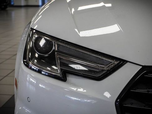 Used 2019 Audi A4 2.0T Premium image 27