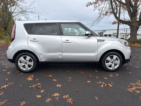 Used 2018 Kia Soul image 8