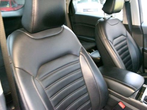 Used 2024 Ford Edge SEL w/ Convenience Package AWD/4WD image 10