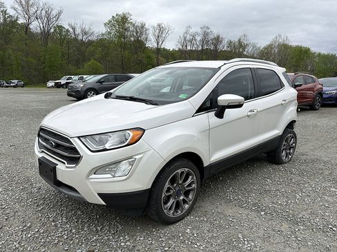 Used 2018 Ford EcoSport Titanium w/ Titanium Cold Weather Package AWD/4WD image 5