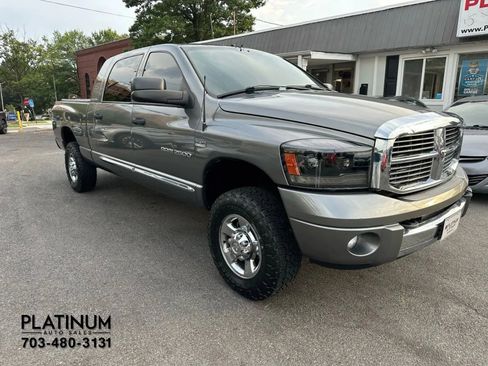 Used 2006 Dodge Ram 2500 Truck Laramie AWD/4WD image 5