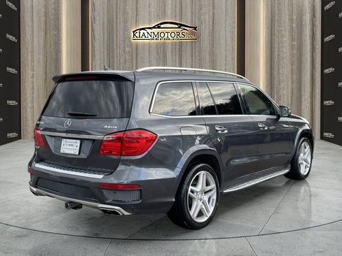 Used 2015 Mercedes-Benz GL 550 4MATIC image 18