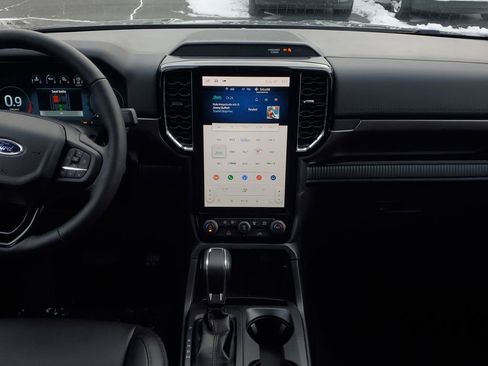 New 2025 Ford Ranger Lariat w/ Black Appearance Package image 26