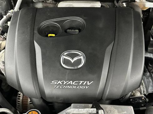 Used 2018 MAZDA CX-5 Touring w/ Preferred Equipment Package AWD/4WD image 7
