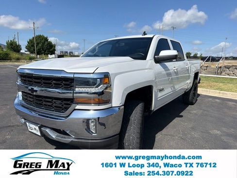 Used 2018 Chevrolet Silverado 1500 LT w/ Texas Edition RWD image 8